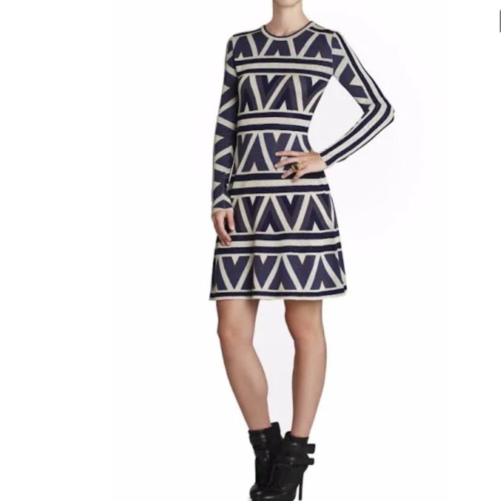 BCBGMAXAZRIA Malina Zig-Zag Sweater Dress in Slate - XS